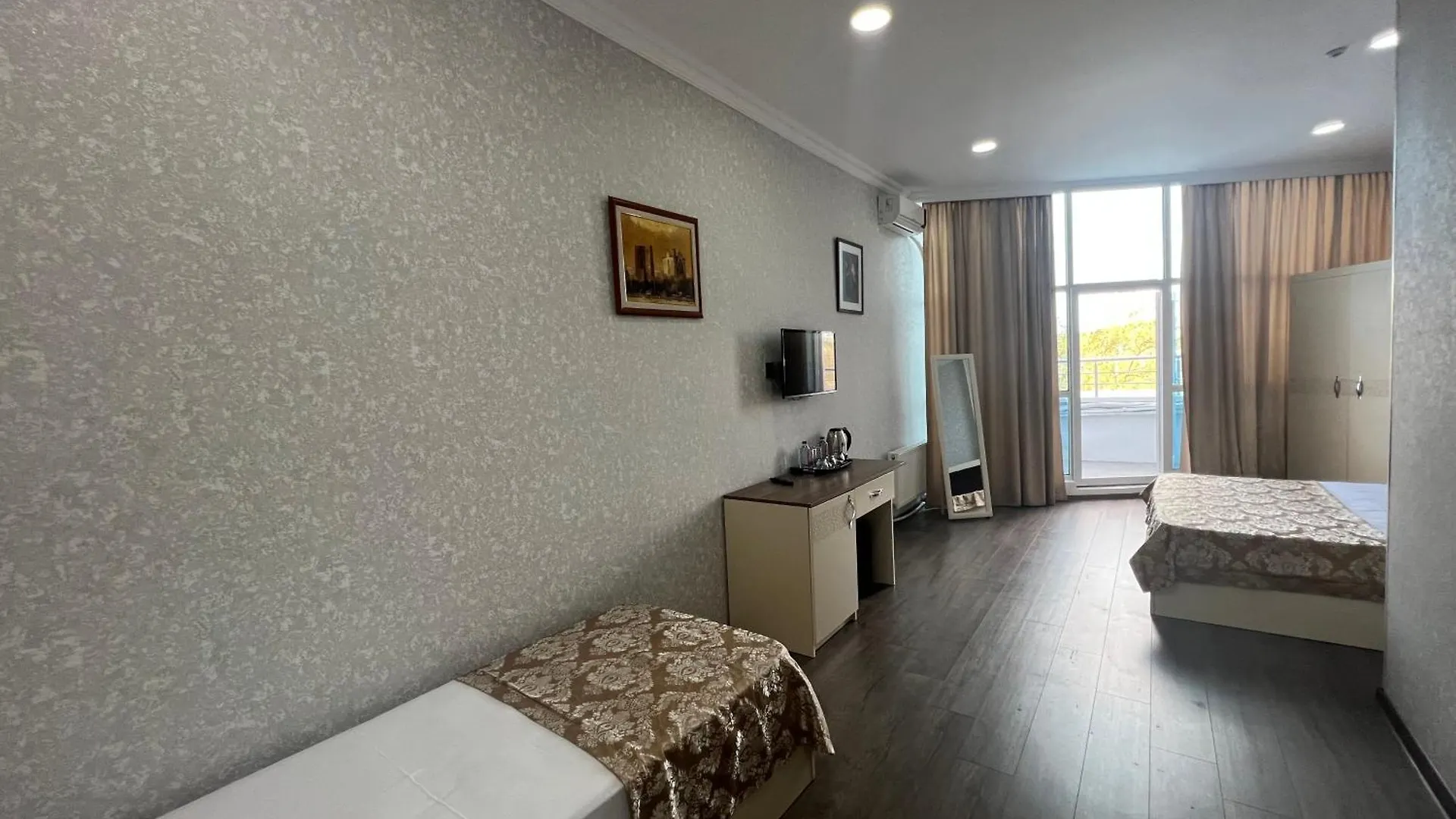 A&H Baku Center Inn Hotel