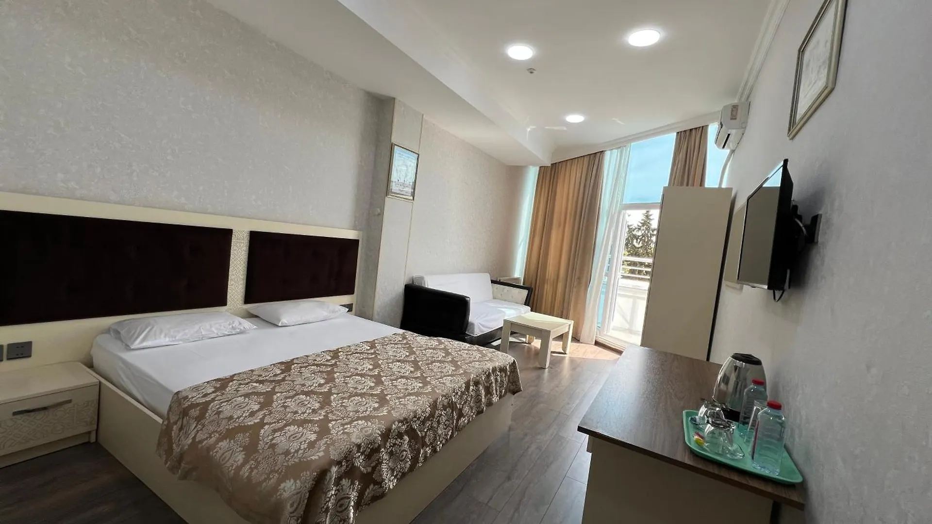 A&H Baku Center Inn Hotel